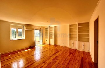 Apartamento 2 Quartos em Campo de Ourique