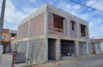 Apartamento 2 Quartos em Bombarral e Vale Covo