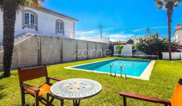 House 7 Bedrooms in Areosa