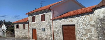 Country homes 4 Bedrooms in Remelhe
