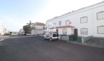 Appartement 3 Chambres à Ponta Delgada (São Pedro)