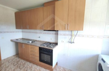 Apartamento 3 Quartos em Oliveira