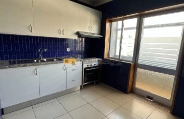 Apartamento 2 Quartos em Baguim do Monte (Rio Tinto)