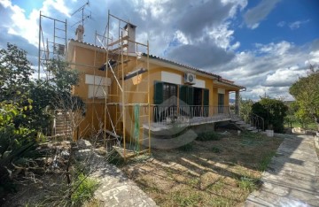 House 3 Bedrooms in Riachos