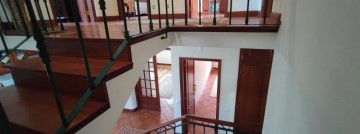 House 6 Bedrooms in Alhadas