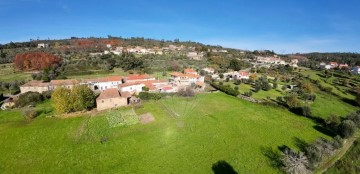 Moradia  em Santiago de Cassurrães e Póvoa de Cervães