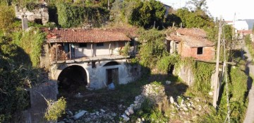 Moradia  em Oliveira de Frades, Souto de Lafões e Sejães