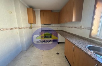 Apartamento 2 Quartos em Oliveira