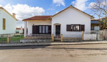 Maison 4 Chambres à Valado dos Frades