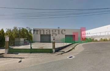 Industrial building / warehouse in Montalvo