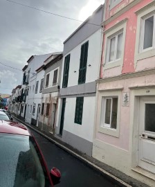 Moradia  em Ponta Delgada (São José)