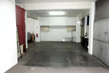 Garagem em Corroios