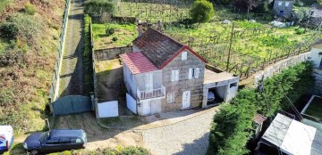 Maison 3 Chambres à Santa Marinha do Zêzere