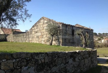 Moradia  em Rio Torto e Lagarinhos