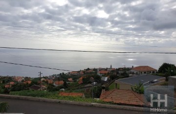 House  in Arco da Calheta