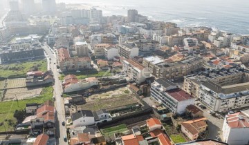 Apartamento 4 Quartos em Aver-O-Mar, Amorim e Terroso