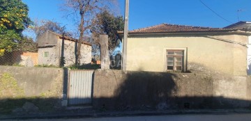 House  in O. Azeméis, Riba-Ul, Ul, Macinhata Seixa, Madail