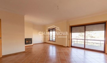 Apartment 3 Bedrooms in São Bernardo