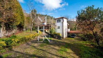 Quintas e casas rústicas 5 Quartos em Vila Garcia, Aboim e Chapa