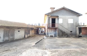 House 9 Bedrooms in Negreiros e Chavão