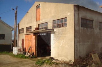 Bâtiment industriel / entrepôt à Vilar Formoso