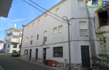 Piso 9 Habitaciones en Sobreira Formosa e Alvito da Beira