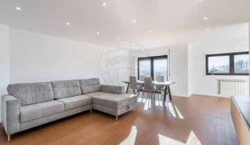 Apartamento 3 Quartos em Vila Verde e Barbudo