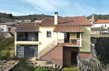 Casa o chalet 3 Habitaciones en Alfaião