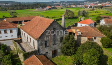 Moradia 11 Quartos em Vila Cova e Feitos