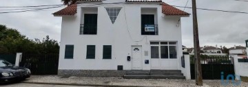 House 5 Bedrooms in Alcochete