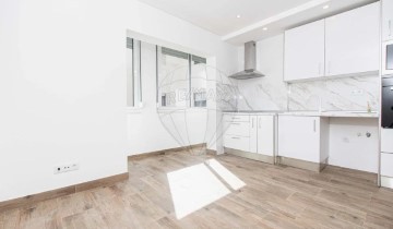 Apartamento 1 Quarto em Sacavém e Prior Velho