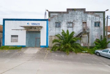 Bâtiment industriel / entrepôt à Benedita