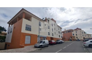 Apartamento 4 Quartos em Albufeira e Olhos de Água