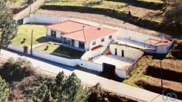 Casa o chalet 4 Habitaciones en Candemil e Gondar