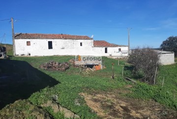 Casas rústicas 5 Habitaciones en São Barnabé