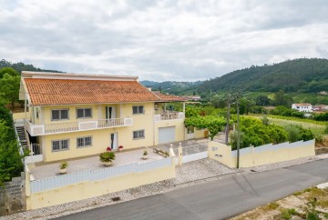 House 6 Bedrooms in Carvalhal Benfeito