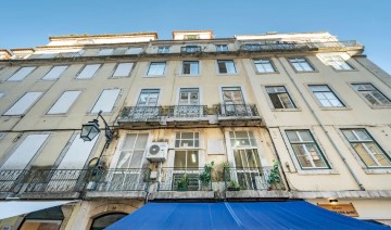 Apartamento 4 Quartos em Santa Maria Maior