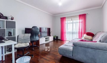 Apartamento 3 Quartos em Mozelos