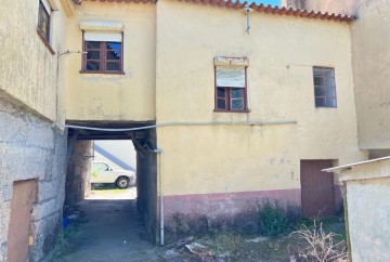 Maison 4 Chambres à Vila Nova de Tazem