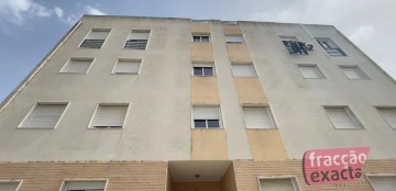 Apartamento 2 Quartos em Loures