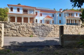 House 8 Bedrooms in Campelo e Ovil