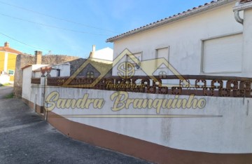 Moradia 5 Quartos em Maxial e Monte Redondo