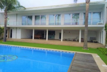 House 6 Bedrooms in Valongo