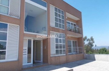 Apartamento 9 Quartos em Sandim, Olival, Lever e Crestuma