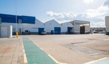 Bâtiment industriel / entrepôt à Alhos Vedros