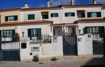 Maison 3 Chambres à São Pedro