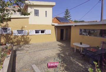 Maison 3 Chambres à Mafamude e Vilar do Paraíso