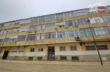 Apartamento 3 Quartos em Algueirão-Mem Martins