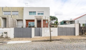 Casa o chalet 3 Habitaciones en Vilaça e Fradelos