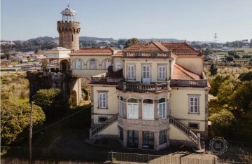 House  in Mafamude e Vilar do Paraíso